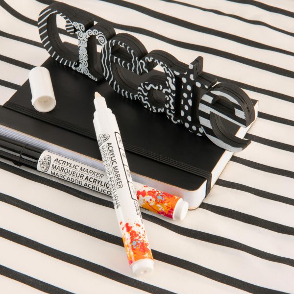 Acrylic Marker Kit - Reversible Tip, Black & White, 2 Pieces Online now